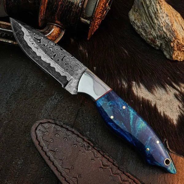Load image into Gallery viewer, 8.6" Handmade Damascus Skinner Knife – Full Tang Resin Handle & Sheath