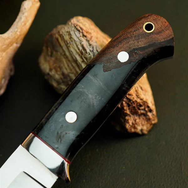 Load image into Gallery viewer, 8.2" Handmade Stainless Steel Bushcraft Knife – Full Tang Resin Handle & Sheath
