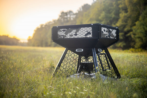 Load image into Gallery viewer, 1050lbs - Orion Modular Stand and Fill Deer Feeder
