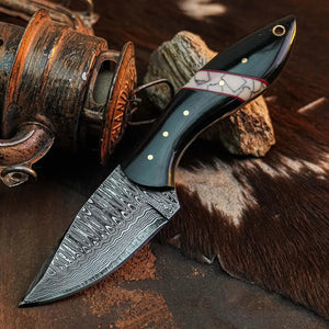 7.8" Handmade Damascus Bushcraft Knife – Full Tang Resin Handle & Sheath