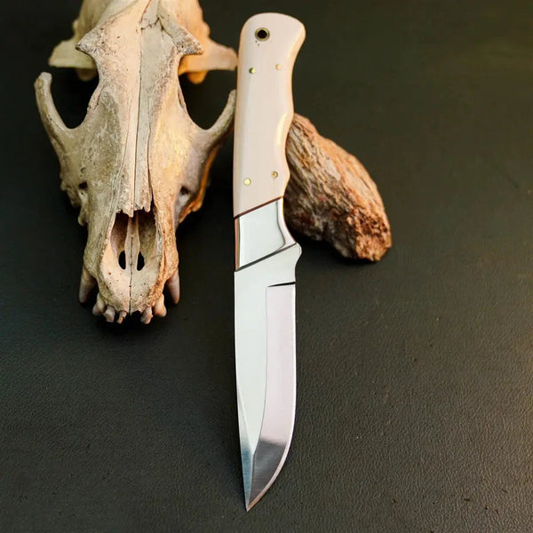 Load image into Gallery viewer, 8.7" Handmade Stainless Steel Hunting Knife – Full Tang Resin Handle &amp; Sheath
