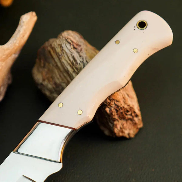 Load image into Gallery viewer, 8.7" Handmade Stainless Steel Hunting Knife – Full Tang Resin Handle &amp; Sheath
