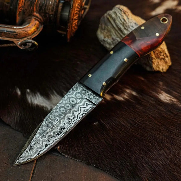 Load image into Gallery viewer, 7.8" Handmade Damascus Skinner Knife – Full Tang Resin Handle &amp; Sheath
