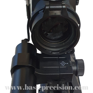 Bering Optics Thermal Weapon Sight with External Picatinny-Mountable Rechargeable Powerbank
